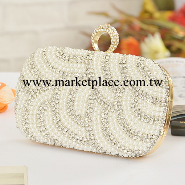 現貨批發歐美爆款珍珠鉆戒指晚宴包 手工串珠手拿包 新娘手拿女包工廠,批發,進口,代購