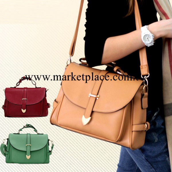 2013新款女包批發糖果色單箭頭包包皮帶裝飾單肩包斜挎包手提包工廠,批發,進口,代購