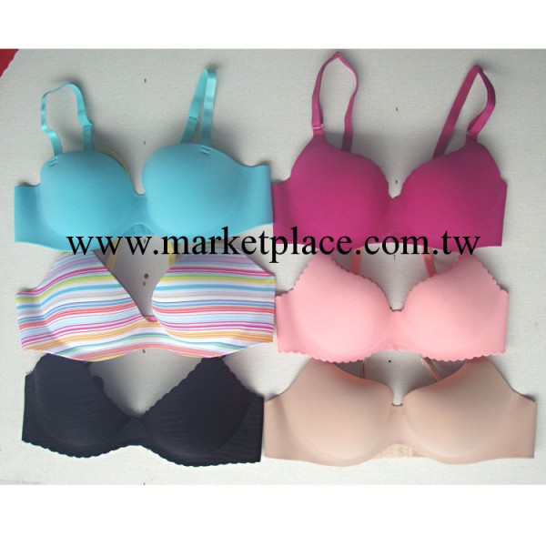 新貨上架 多色雜款一片式無痕3/4杯1/2杯光面胸罩深V聚攏內衣工廠,批發,進口,代購