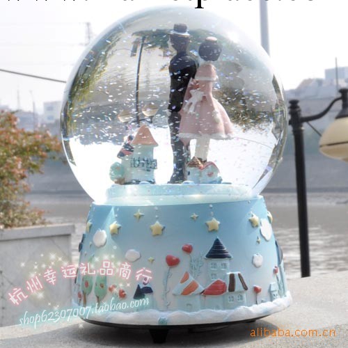 2013傢居擺件 聖誕/婚慶禮物禮品天空之城B款水晶球音樂盒M9021B工廠,批發,進口,代購