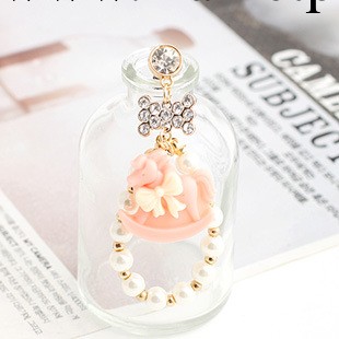 新款鑲鉆小馬飾品 iPhone防塵塞小馬飾品 S0473精美小馬飾品工廠,批發,進口,代購