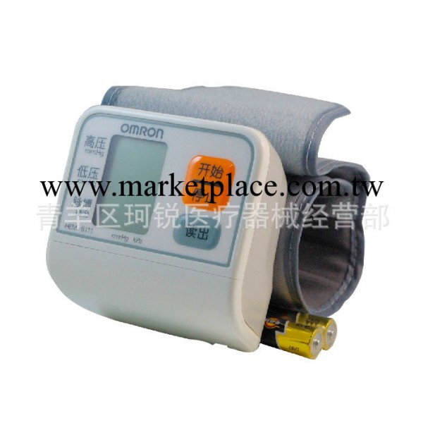 歐姆龍 電子血壓計手腕式 HEM-6111 傢用全自動血壓測量機工廠,批發,進口,代購
