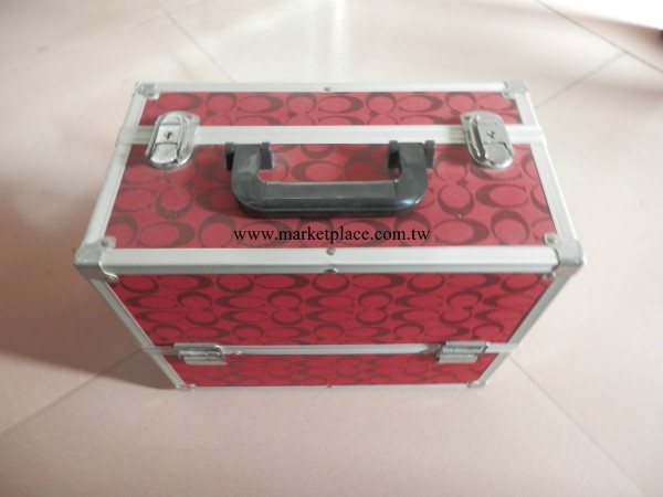 鋁合金雙開箱，化妝品箱包，手提箱，082化學品箱工廠,批發,進口,代購