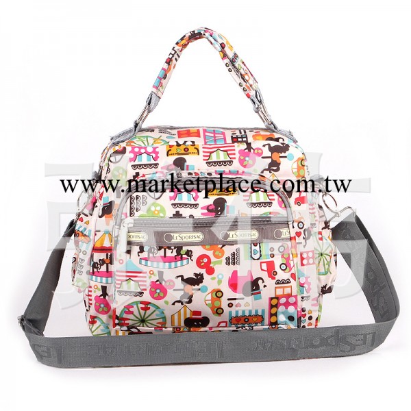 廠傢直銷淘寶熱銷花佈尼龍女包力士保女包單肩手提斜跨包出門必備工廠,批發,進口,代購