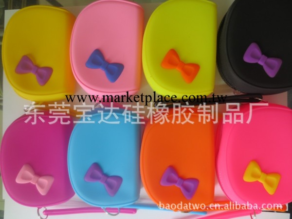 矽膠蝴蝶結拉鏈包 創意矽膠化妝包 矽膠女士手拿包包 廠傢直銷工廠,批發,進口,代購