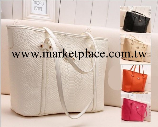 【夥拼】2012新款女包 韓版鱷魚紋土星包 手提包單肩包女包C134工廠,批發,進口,代購