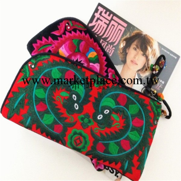 時尚民族風包包 雙龍手工刺繡帆佈手拿包 新款復古女士錢包混批工廠,批發,進口,代購