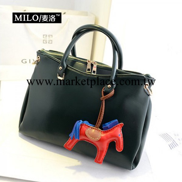 廠傢直銷麥洛2014新款純皮系列韓版時尚小馬吉祥物單肩手提女包工廠,批發,進口,代購