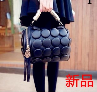 女包批發2013扣子圓筒紐扣水桶包流蘇多功能女包手提包單肩斜挎包工廠,批發,進口,代購
