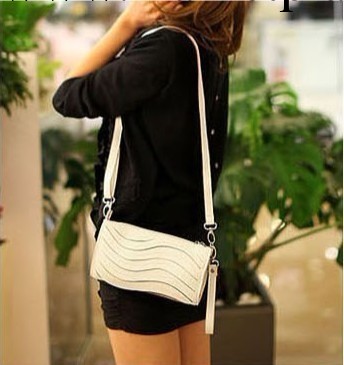 新款女包 潮夏季波浪紋時尚女士手包手拿包迷你手抓包小包包工廠,批發,進口,代購