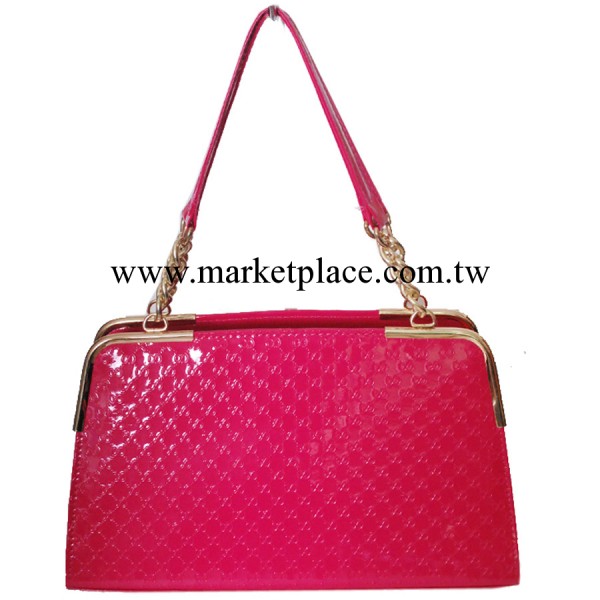 新款壓花手提單肩斜跨包 鏈條定型包 鏈條斜挎女包工廠,批發,進口,代購