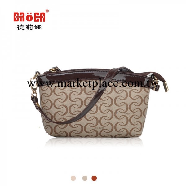 女包2013新款韓版潮女手機包化妝包元寶形招財手拿包 手包批發工廠,批發,進口,代購