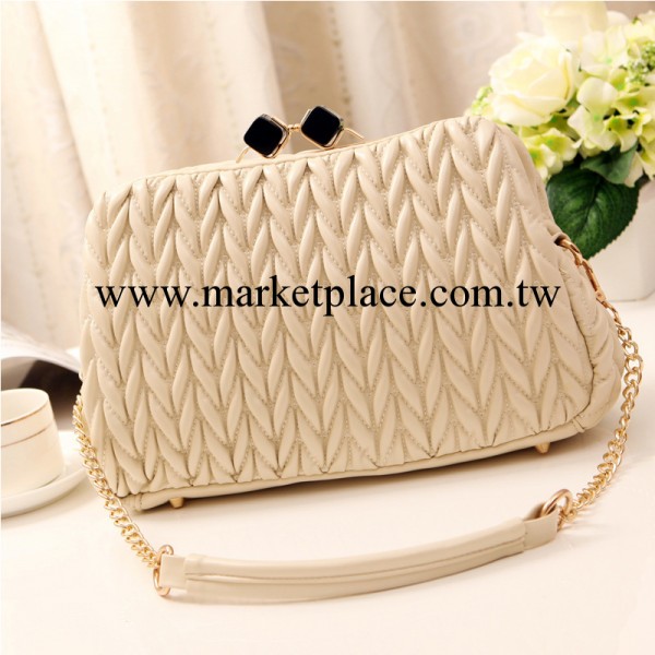 芙妮2013新款潮夾子女包褶皺泡泡夾子包手提包單肩斜挎包鏈條包工廠,批發,進口,代購