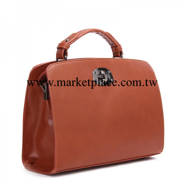 廠傢直銷 2013新款復古包蓋式手提包工廠,批發,進口,代購