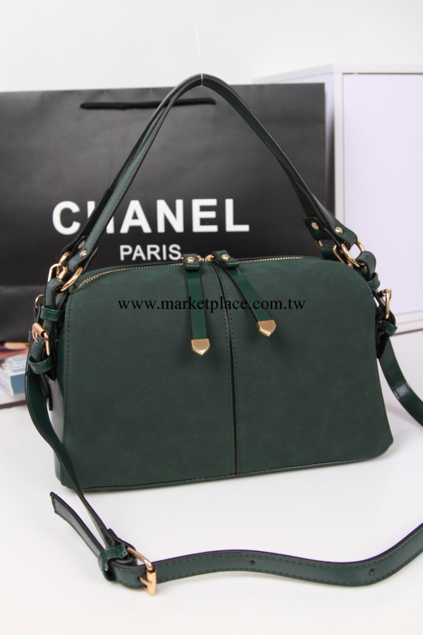 2013秋冬新款女包復古包磨砂包皮帶裝飾郵差包單肩手提斜挎包女包工廠,批發,進口,代購