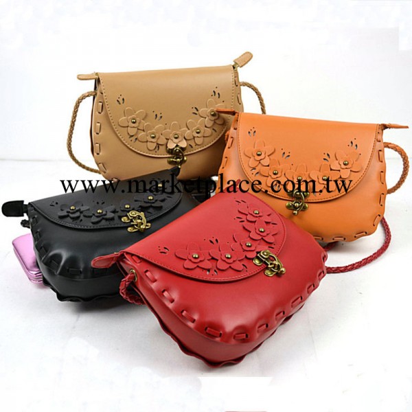 供應新款單肩包韓版潮女包日系山茶花縷空花穿繩編織復古小斜挎包工廠,批發,進口,代購