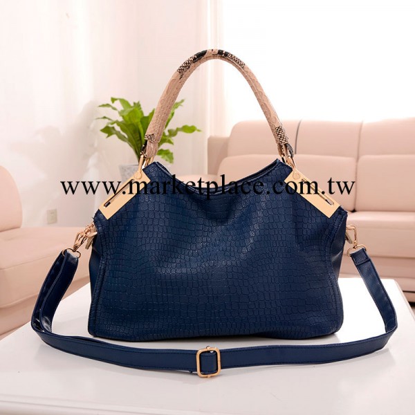 2014 新款女包韓版潮流鱷魚紋手提包單肩斜跨復古女士包水餃包工廠,批發,進口,代購