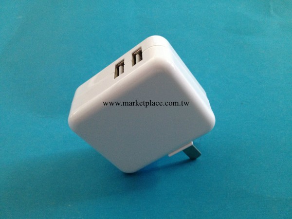 5V足2A雙USB墻壁插座 可同時充兩部蘋果手機 如IPHONE4S與5S批發・進口・工廠・代買・代購