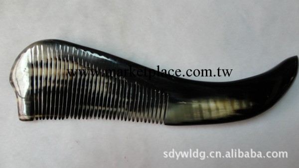 供應純天然優質保健牛角梳，24厘米精品犛牛角梳，品質優良。工廠,批發,進口,代購