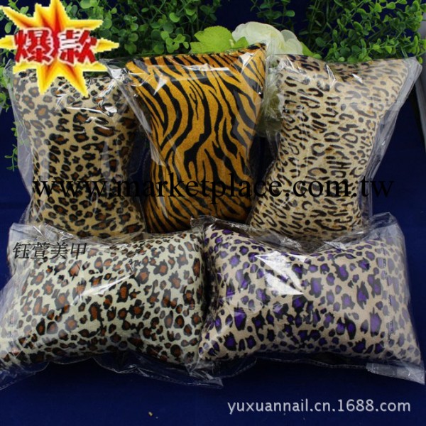 美甲工具批發屬於你的美甲店專用手枕 毛巾枕 手墊 讓美甲更舒適工廠,批發,進口,代購