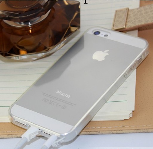 新款熱賣iPhone 5手機殼自帶防塵塞 超薄清透蘋果5代透明外殼軟套工廠,批發,進口,代購