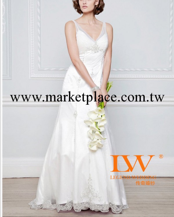 2013款修身刺繡雙肩帶前後V領性感小拖尾新娘婚紗工廠,批發,進口,代購