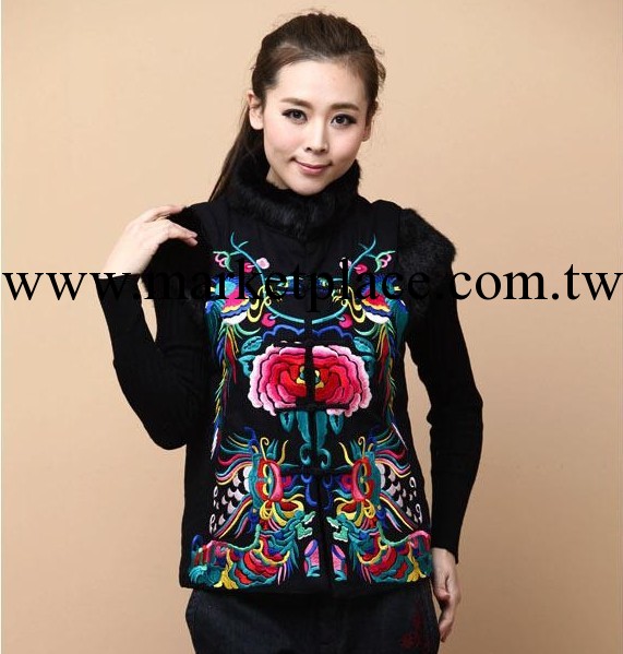 2013秋冬民族風女裝繡花馬甲唐裝中式立領棉麻刺繡毛領棉馬夾短款工廠,批發,進口,代購