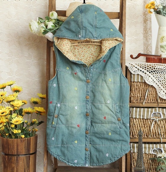 日系馬甲 新款 刺繡愛 連帽保暖做舊加厚 牛仔棉馬甲女式棉衣工廠,批發,進口,代購