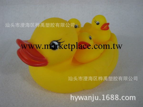 搪膠子母鴨 可印logo 戲水玩具批發 捏捏叫 黃色鴨子 大鴨帶小鴨工廠,批發,進口,代購