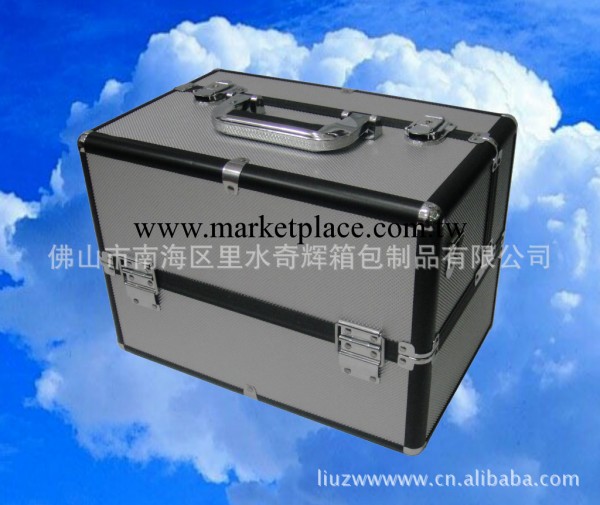 廠傢大量供應公文箱 皮箱 化妝箱 工具箱 各種款式 歡迎訂購工廠,批發,進口,代購