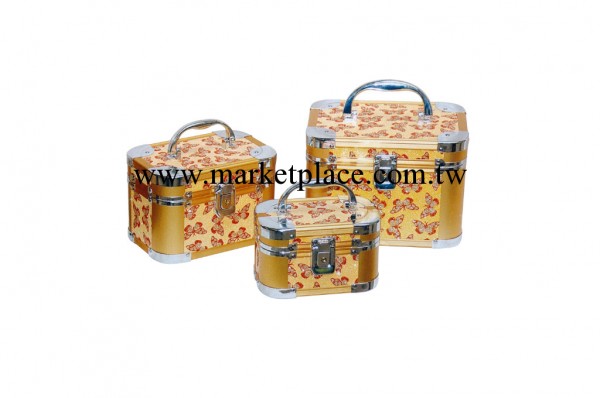 【廠傢直銷】金黃色的蝴蝶 高檔美容/化妝箱（出口商品）工廠,批發,進口,代購