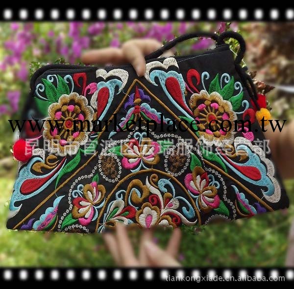 【一手貨源】多色可選雲南民族繡花手拿包 斜跨女包 繡花斜挎包工廠,批發,進口,代購
