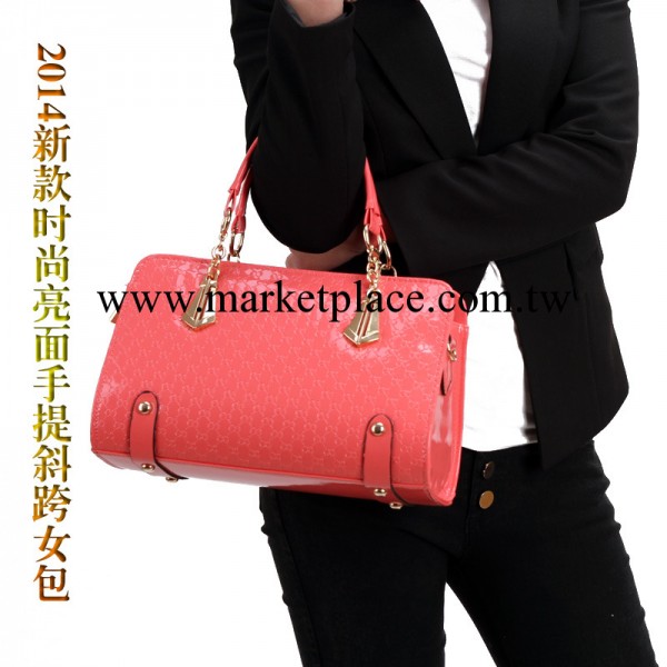 韓版包包2014新款潮女士手提包斜跨兩用女包春季時尚亮面單肩挎包工廠,批發,進口,代購