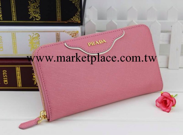 熱銷十字紋牛皮高端女士單拉鏈手拿包中長款錢夾字母粒錢包混批工廠,批發,進口,代購