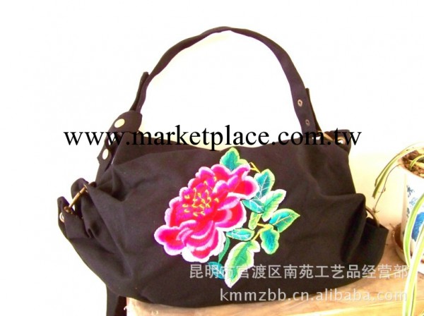 2013新款 雲南佈藝民族包包 時尚休閒繡花手提斜挎兩用女包批發工廠,批發,進口,代購