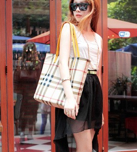 廠傢直銷新款時尚潮女包女包正反兩用格子包軟包單肩斜挎包袋批發工廠,批發,進口,代購