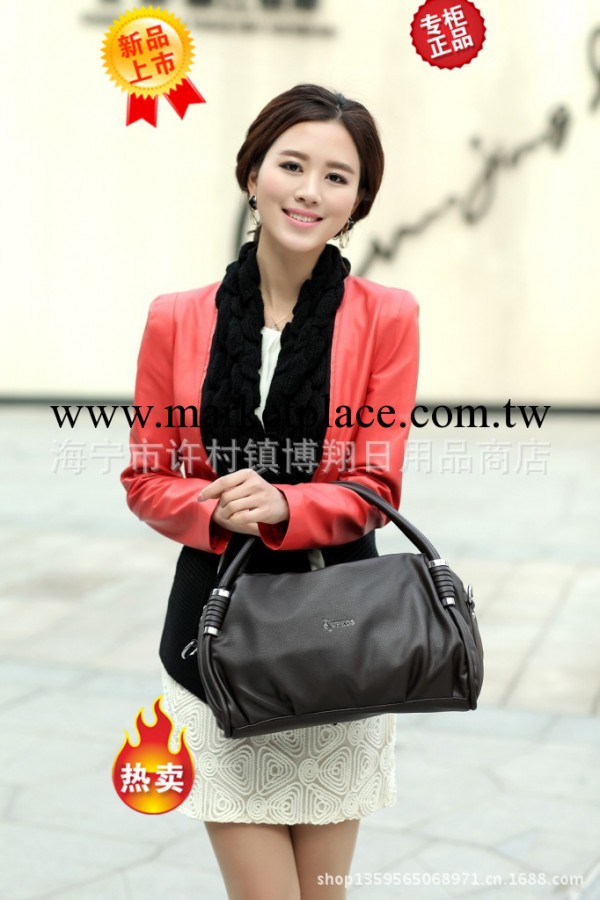 牛皮女包枕頭包 單肩斜跨兩用包 串珠 包包 海寧女包廠傢批發工廠,批發,進口,代購