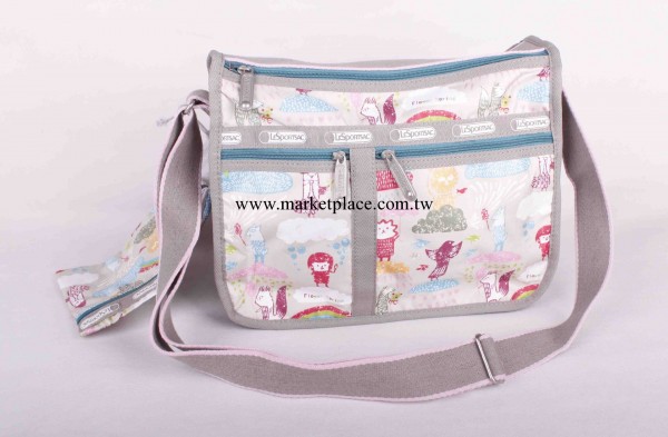力士保 Lesportsac 單肩斜挎兩用包7507小號 銅拉鏈米色騎士工廠,批發,進口,代購