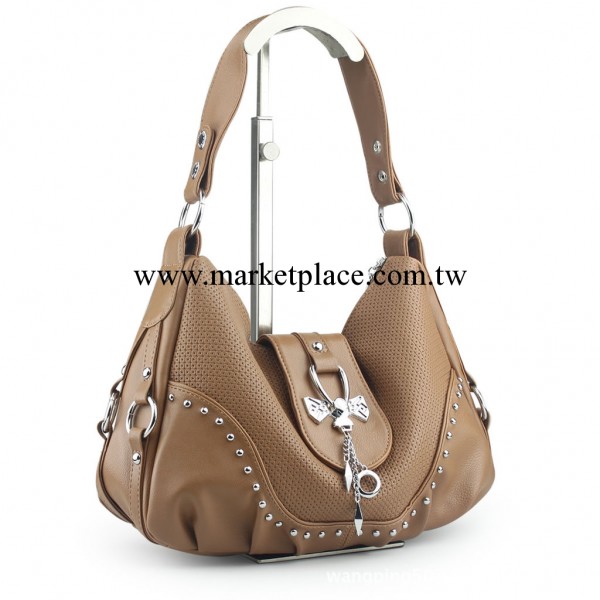 秋冬新款中老年女包 壓花咖啡色時尚包包 單肩斜跨兩用包 8182工廠,批發,進口,代購