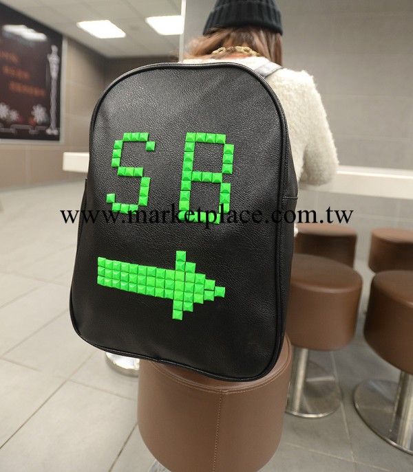 潮酷范鉚釘SB雙肩包 新款男女通用學院風背包 韓版潮學生電腦包工廠,批發,進口,代購