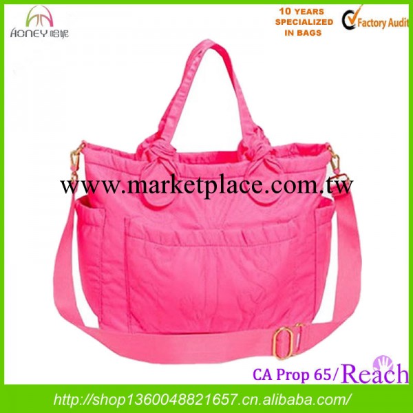 時尚玫紅色 兩用手提單肩包 尼龍面料制作媽媽包工廠,批發,進口,代購