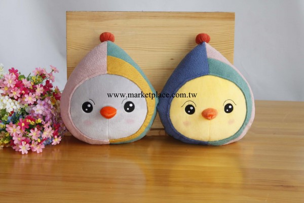 (2013款）小雞兩用毛絨暖手抱枕/熱水袋挎包/兩邊插手/後面拉鏈批發・進口・工廠・代買・代購