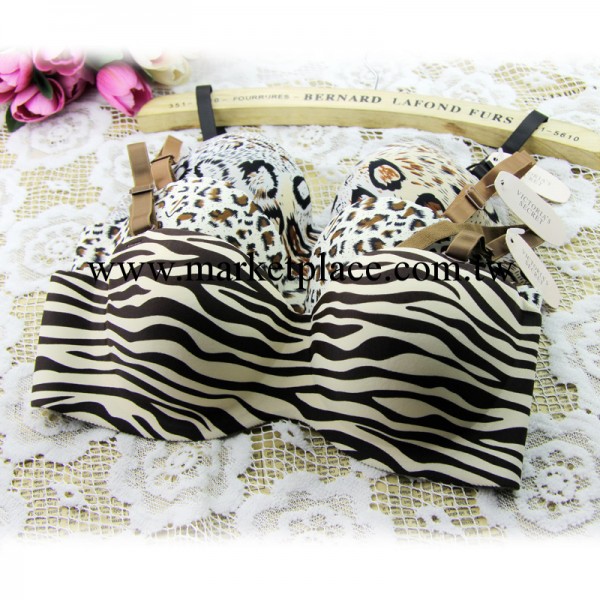 維多利亞VS秘密 一片式無痕半杯小胸聚攏女胸罩輕盈少女內衣工廠,批發,進口,代購