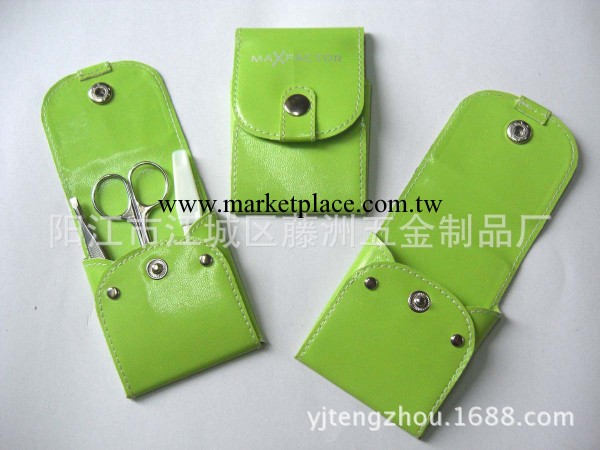 廠傢供應折疊式美容套裝，3件套指甲剪套裝，美容工具工廠,批發,進口,代購