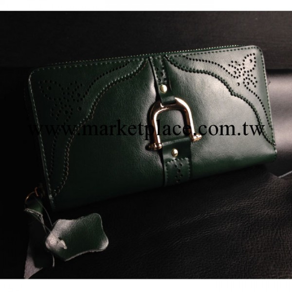 2014新款女式真皮長款拉鏈錢包 鏤空雕花手拿包 歐美潮流款工廠,批發,進口,代購