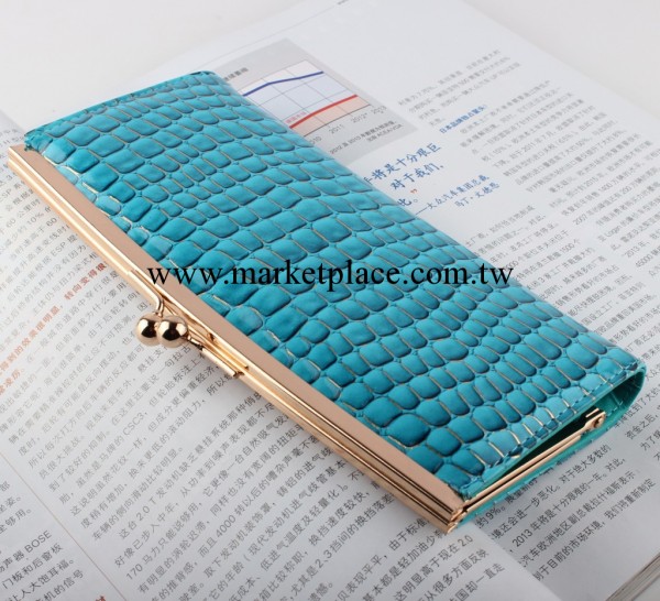 碎遠皮具特價供應夾子錢包批發 亮皮搭扣手拿包 春夏熱銷女士錢夾工廠,批發,進口,代購