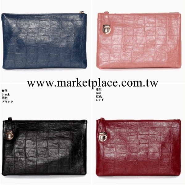 韓國東大門官網代購正品女裝同款純色方格亮皮單肩包斜跨包手拿包工廠,批發,進口,代購