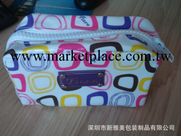 款式精美的PVC化妝品袋 禮品袋 拉鏈包 零錢包工廠,批發,進口,代購