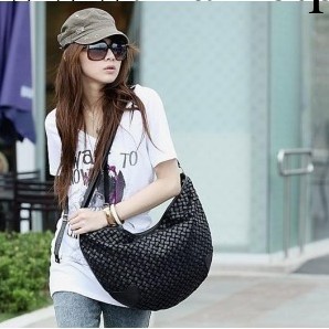 特價韓版半月手工絨佈編織包一件代發單肩斜挎兩用包女士批發T151工廠,批發,進口,代購