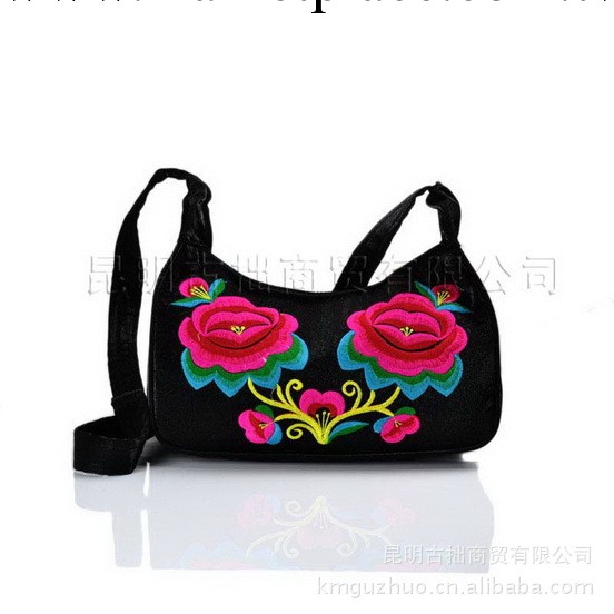 民族繡花包 正反兩用女士斜挎包 雲南民族特色手工繡花包廠傢直銷工廠,批發,進口,代購